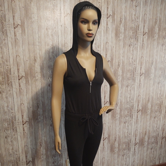 Material girl Romper - Picture 1 of 4